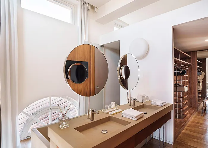 Palazzo Montemartini Rome, A Radisson Collection