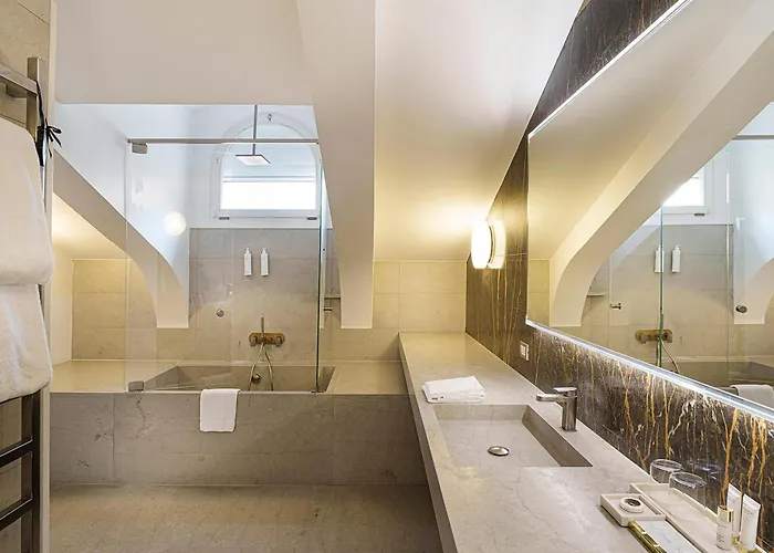 Hotel Palazzo Montemartini Rome, A Radisson Collection 5*
