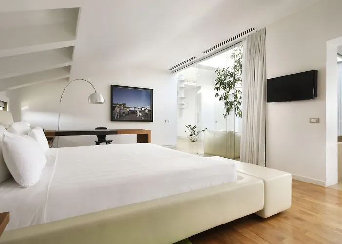 Szálloda Palazzo Montemartini Rome, A Radisson Collection 5*